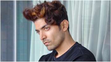 Gurmeet Choudhary donates plasma to help COVID-19 patients