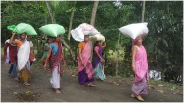 Zomato Feed India joins hand with NSS to distribute food to 1000 families in Assam flood area