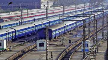 South Eastern Railway to regulate trains on total lockdown days in West Bengal