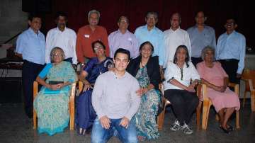 Teachers' Day 2020: Aamir Khan shares group photo thanking his teachers