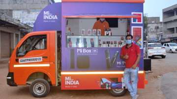 xiaomi, xiaomi mi store on wheels, mi store, xiaomi offline store, xiaomi online store, mi india, te