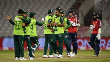 3rd T20I: Mohammad Hafeez, Haider Ali power Pakistan to 5-run win over England; draw series 1-1