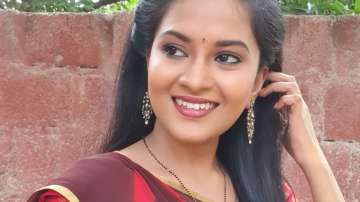 Telugu Serial Actress Sravani commits suicide Breaking News, Telugu TV actress Sravani, who was curr