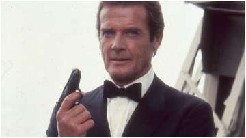 Scotland Yard renews appeal to track stolen James Bond guns