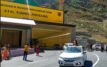 Atal tunnel rohtang 