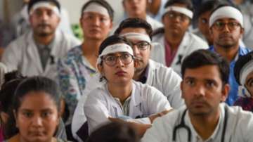 Unpaid for months, Delhi's Hindu Rao hospital doctors go on strike (Representational image)