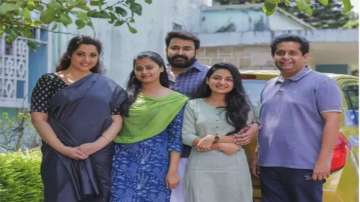 Mohanlal’s latest pic with his onscreen family leaves Drishyam 2 fans super excited  