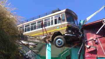 9 lorries fall into Ganga from vessel in Bengal