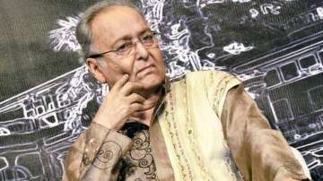 Soumitra Chatterjee's kidneys not functioning well, efforts on to boost platelet count: Doctor