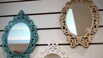 While buying mirror, keep these things in mind to avoid negative energy