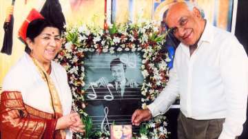 Lata Mangeshkar, Yash Chopra