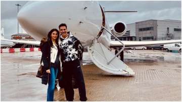 Akshay Kumar heads home after wrapping Bell Bottom shoot in UK, shares pic