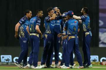 Mumbai Indians v Rajasthan Royals Live score IPL 2020: Buttler departs as RR struggle in tall chase
