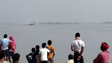 Boat capsize bhagalpur bihar, bhagalpur bihar, boat capsizes in bhagalpur bihar, rescue operations, 