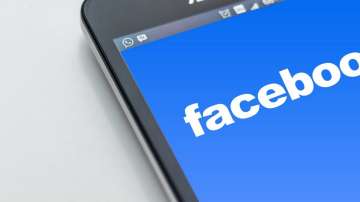 facebook, facebook messenger, cybersecurity, facebook messenger flaw, facebook messenger bug, tech n