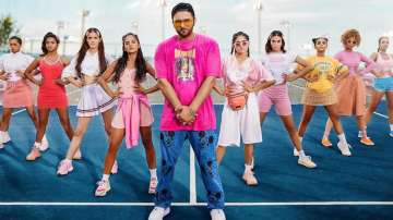 Yo Yo Honey Singh's new song 'First Kiss' will leave you tapping your feet. Watch video
