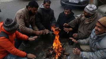 At minus 3 degrees, Srinagar records coldest night of season