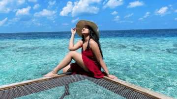 Sonakshi Sinha leaves behind a piece of her heart as she leaves Maldives