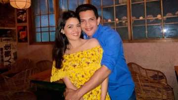 Aditya Narayan and Shweta Agarwal get roka-fied!