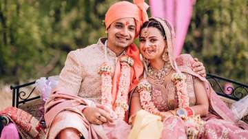 Priyanshu Painyuli marries girlfriend Vandana Joshi