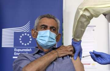 ‘Believe in science’: EU kicks off COVID-19 vaccine campaign