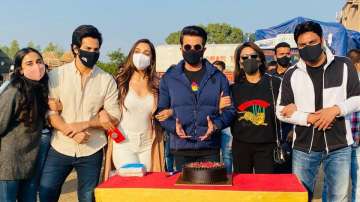 Look how Anil Kapoor celebrated his birthday on 'Jug Jugg Jeeyo' set