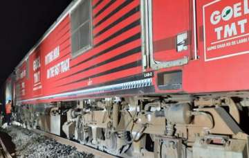 Puri-Surat Express train derailment