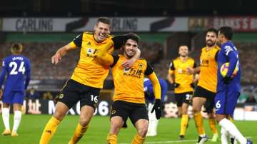 Premier League: Wolves' late goal hurts Chelsea; Manchester City held to draw again