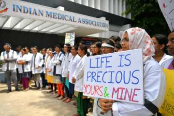 AIIMS, LNJP doctors wear black ribbon in support of IMA strike call