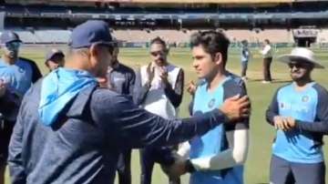 Shubman Gill receives Test cap from Ravi Shastri