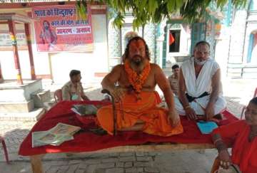 Ayodhya saint Mahant Paramhans Das writes to President, threatens to end life if demands not met