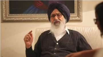 Former Punjab CM Parkash Singh Badal returns Padma Vibhushan to protest against farm laws  