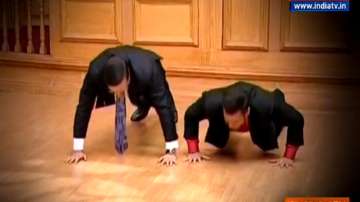 Salman Khan, India TV editor-in-chief Rajat Sharma do push-ups together