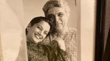 Shabana Azmi shares adorable photo with husband Javed Akhtar on 36th anniversary