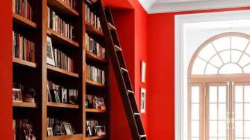 Vastu Tips: Never paint this color in south-east direction, it will be inauspicious