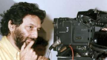 Shekhar Kapur explains difference between good and great story