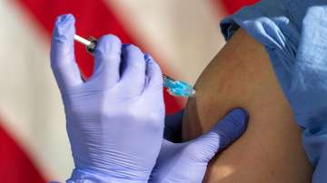 Moderna COVID-19 vaccine 'highly protective', could receive emergency authorisation