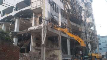 Lucknow: 3-storey Dragon mall bulldozed in crackdown against land mafia