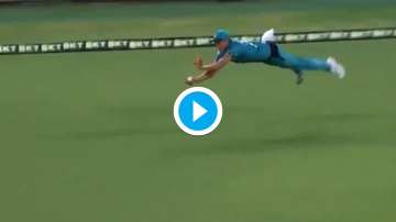 ben laughlin, marnus labuschagne, brisbane heat, adelaide strikers, bbl 2021, big bash league 2021