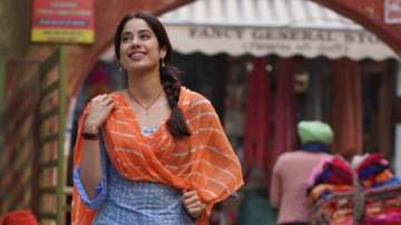 Farmer group halts Janhvi Kapoor's shoot, filming resumes after assurance of support to protesters