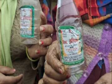 UP: 5 dead, 7 hospitalised after consuming spurious liquor in Bulandshahr
