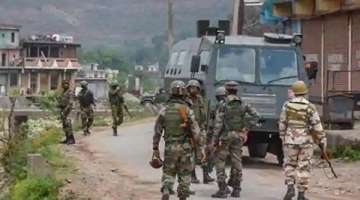 J&K: 3 infiltrators killed, 4 army soldiers injured on LoC