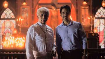 Tusshar Kapoor: Working with Naseeruddin Shah easy as he doesn't carry baggage