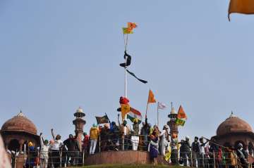 Farmers protest, red fort, sikh religious flag nishan sahib, red fort sikh flag, 