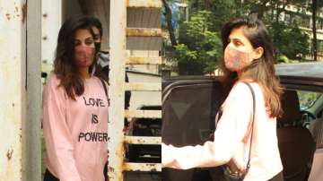 Rhea Chakraborty with brother Showik snapped in Bandra, are they house hunting?