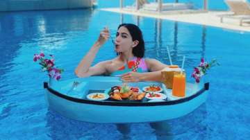 Sara Ali Khan oozes oomph & enjoys floating breakfast in Maldives | PICS
