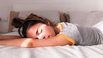 Vastu Tips: Know benefits of sleeping with your head towards south direction