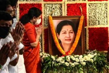 The CoI, in its 475-page report, goes into allegations of conspiracy against Jayalalithaa by Sasikala and her relatives. 