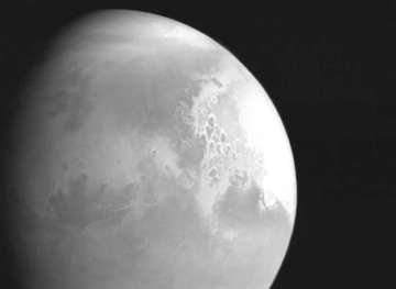 China's space probe captures first image of Mars