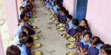 Good News! Pay for mid-day meal workers hiked to ₹2,000 in Jharkhand	